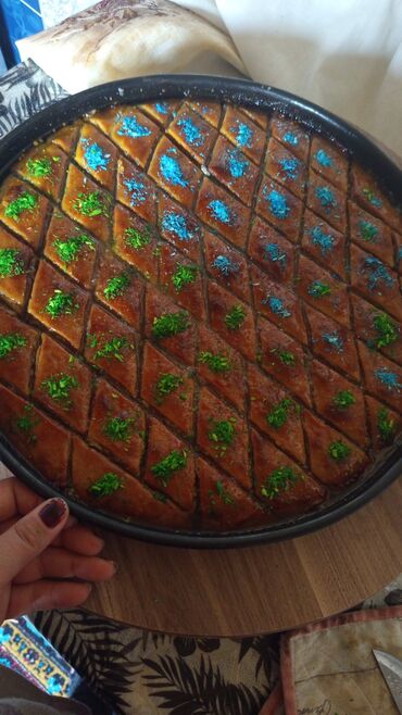 Başqa xidmətlər: Mingəçevir Şəhəri, Qres Qəsəbəsi (Kəpəz restoranı ilə üzbəüz) 🍰 Əsl — 22