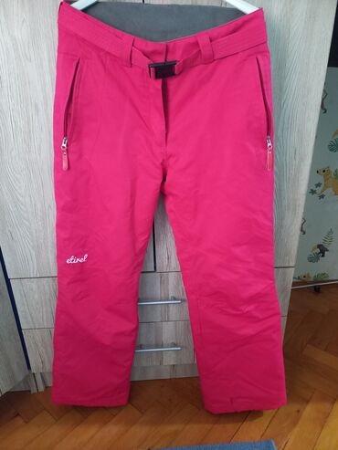 57 oglasa | lalafo.rs: Ski pantalone vel164 Pantalone nosene ali u super stanju. Odgovaraju