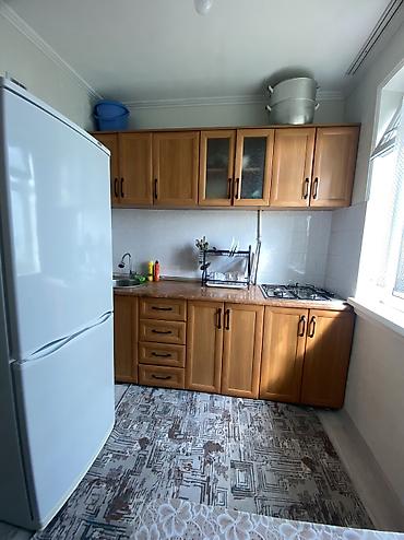 2комнаты: 2 комнаты, 44 м², Таатан ТЦ, 103 серия, 4 этаж, Косметический ремонт — 5