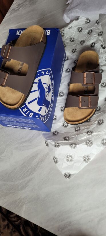 черно белое платье вечернее: Босоножкалар, 38, Birkenstock, Жаңы, Акысыз жеткирүү