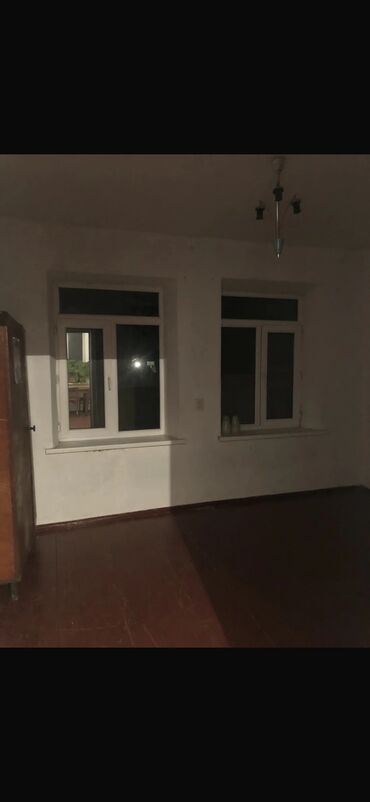 дом участок кара балта: 30 м², 2 комнаты, Утепленный, Забор, огорожен