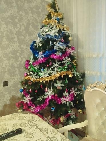 şaxta baba saxta can: Bəzəkli süni Yeni il şam ağacı – tam dəst - Hündürlük: təxminən orta — 1