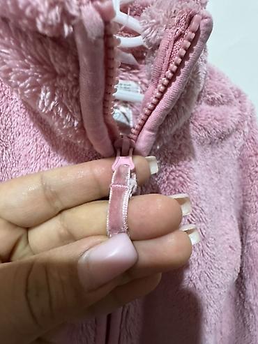 Верхняя одежда: Детская плюшевая кофта H&M - Размер на ярлыке: EUR 122/128 (US — 3