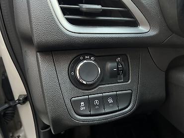 reno stepway: Chevrolet Spark: 2018 г., Автомат, Бензин, Хэтчбэк — 8