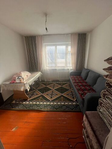 тыныстанова токтогула: 1 комната, 33 м², Индивидуалка, 5 этаж, Старый ремонт