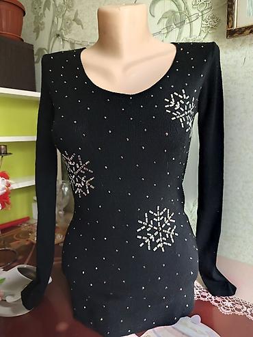 Блузки: Размер S . ЦЕНЫ ОТ 100-150-200с. 1 блестящая 1000с — 19