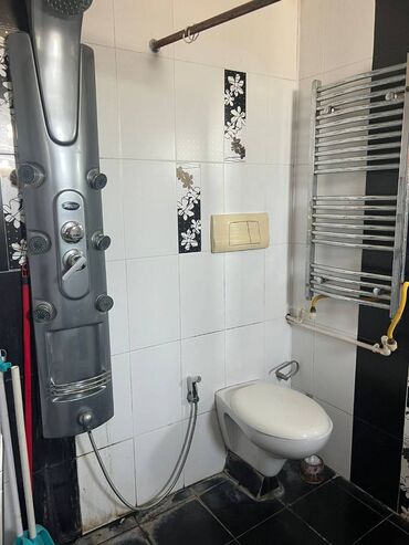 Uzunmüddətli kirayə mənzillər: Nərimanov metrosuna Avtobusla 5-dəqiqə məsafədə Montində 9 mərtəbəli — 9