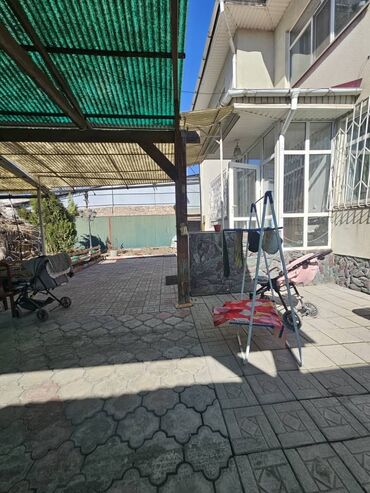 Продажа домов: Дом, 225 м², 5 комнат, Собственник — 23