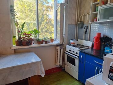 участок дом сокулук: 1 комната, 28 м², 105 серия, 2 этаж, Косметический ремонт