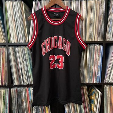 найк теч флиск: Эркектердин футболкасы, XL (EU 42), Air Jordan, Жаңы, түсү - Кара, Акылуу жеткирүү