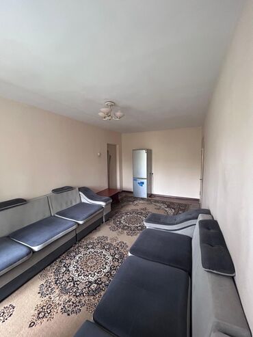 меняю с моей доплатой: 2 комнаты, 43 м², 104 серия, 3 этаж, Косметический ремонт