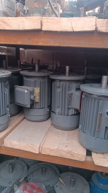 двигатель трехфазный: Электр мотору, Үч фазалуу, Күч: Башка күбаттуулук