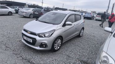 Chevrolet: Chevrolet Spark: 2017 г., 1 л, Вариатор, Бензин, Хэтчбэк