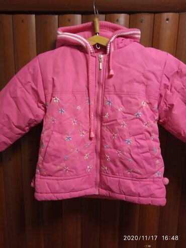 детская зимняя куртка: Куртка зимняя на девочку 2-4 года