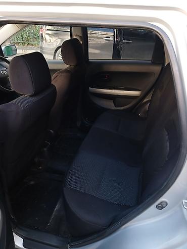 Scion: Toyota Ist: 2003 г., 1.3 л, Автомат, Бензин, Хетчбек — 4