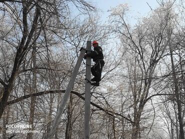 ремонт розеток: Электрик. Услуги электрика. Высотные работы все виды электрических