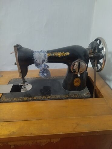 швейная машинка старая: Швейная машина Механическая, Ручной