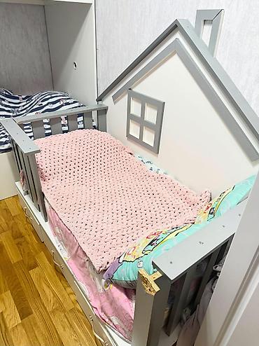 Oğlan və qız üçün, İşlənmiş, Çarpayı, Matras ilə lalafo.az -da Oğlan və qız üçün, İşlənmiş, Çarpayı, Matras ilə