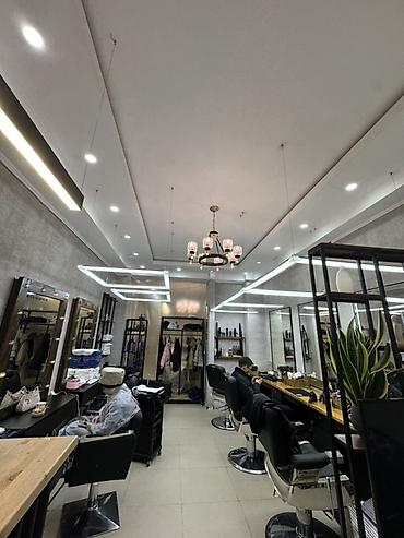 Шкафы для салонов: Продается оборудование для барбершопа Вся мебель сделана из — 8