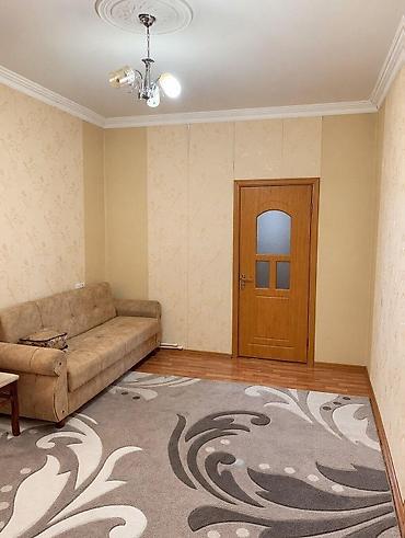 kirayə ev bakida: İcarəyə verilir 2 otaqlı köhnə tikili 60 m², Xalqlar Dostluğu m. 580 — 1