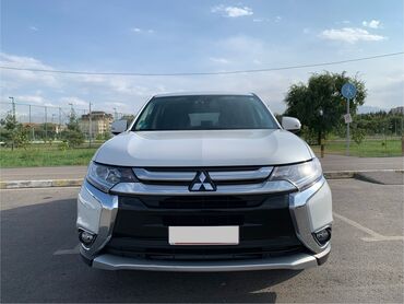 Mitsubishi: Mitsubishi Outlander: 2018 г., 2.4 л, Типтроник, Бензин, Внедорожник