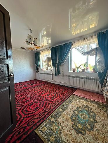 за неделю: Продаётся кирпичный дом в д/п Бек-Тоо. Площадь дома — 120 м², участок — 7