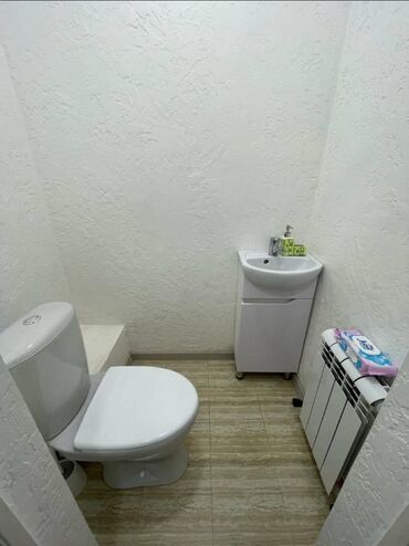 Продажа домов: Таунхаус, 150 м², 4 комнаты, Собственник, Косметический ремонт at lalafo.kg — 8 Продажа домов: Таунхаус, 150 м², 4 комнаты, Собственник, Косметический ремонт — 8