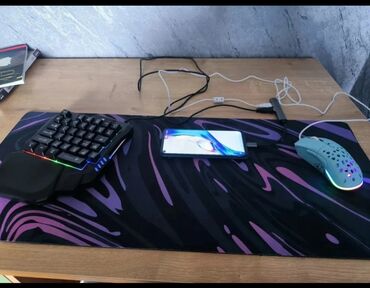 i̇şlenmiş soyducu: Klaviatura və siçan - RGB işıqlı, bir əlli gaming klaviaturası