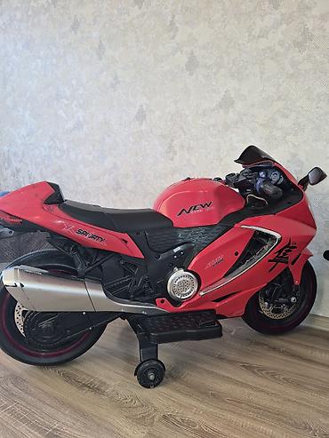 детский мотоцикл: 1 ilin motosikileti 750 m alnib 300m satilir kocle elaqedar. Uşaq — 1