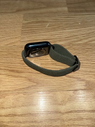 Apple Watch: Apple Watch Series 7 (GPS) Характеристики: - Версия watchOS: 11.6.1 — 8