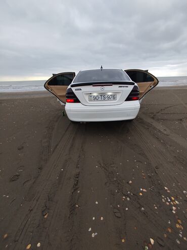 Mercedes-Benz: Mercedes-Benz C-Class: 2 l | 2002 il Sedan — 10