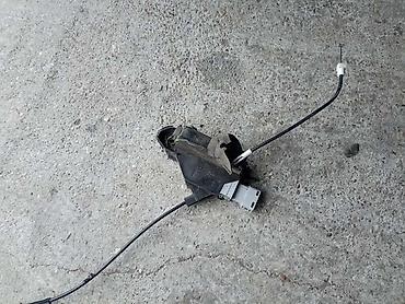 Karoserija: CENTRALNA BRAVA ZA PEUGEOT 407 | Originalni polovni delovi za — 1