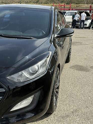 renault megane nece masindir: Hyundai i30: 1.6 l | 2012 il Hetçbek — 2