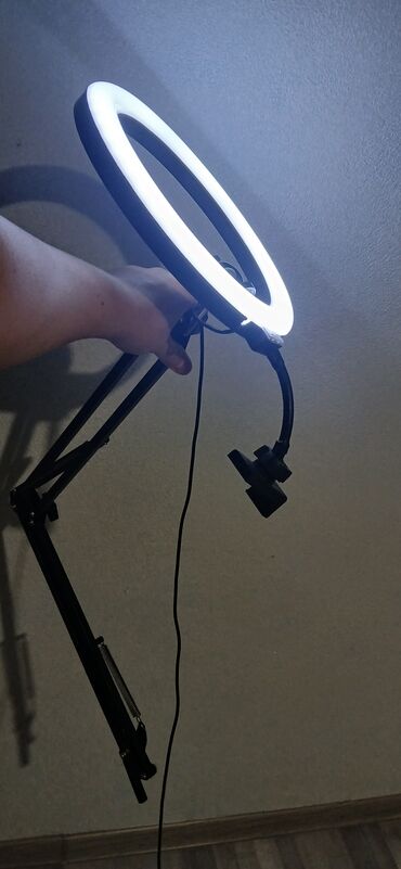 İşıqlandırma: LED halqa işıq + masa qısqacı və tənzimlənən qol - 26–30 sm diametrli — 9