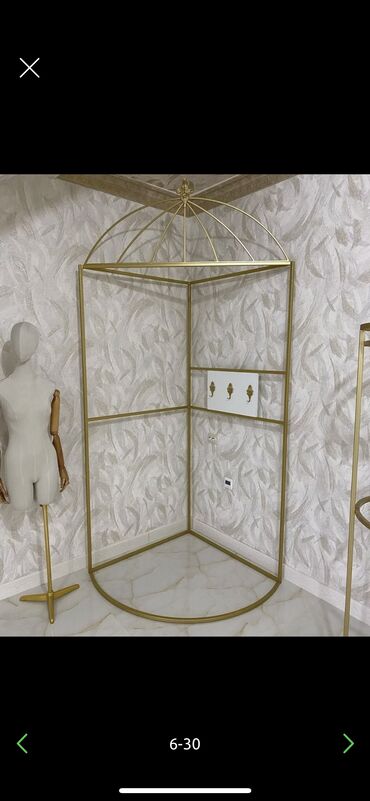 Кронштейны, стойки: Кронштейн для одежды Вешалка для одежды Оборудования для бутика — 23