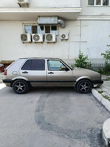 мини электро: Volkswagen Golf: 1990 г., 1.8 л, Автомат, Бензин, Хэтчбэк — 5