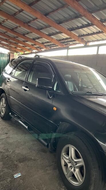 самая дорогая машина в кыргызстане: Lexus RX: 2001 г., 3 л, Автомат, Газ, Кроссовер