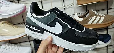 vans 38,5: 41 br za samo 2900 din
pb — 1