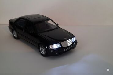 Avtomobil modelləri: Metall oyuncaq avtomobil modeli - Korpus: tam metal (die-cast) — 22