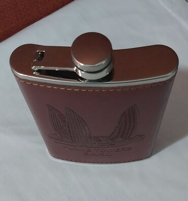 Digər içki üçün qablar: İçki qabı satılır. Alov qüllələri şəkili olan nerjaveykadan (nerjdən) — 4