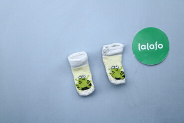 98 товарів | lalafo.com.ua: Дитяча шкарпетки з принтом Довжина підошви: 6 см Висота халяви: 5 см