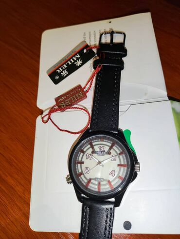 luc saatlari: Новый, Наручные часы, цвет - Красный