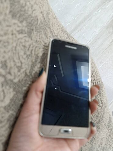 samsung j3 kabrolari: Samsung Galaxy J3 2016, 8 GB, rəng - Qızılı, İki sim kartlı