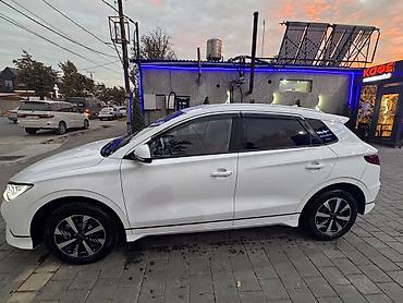 hongqi e: BYD E2: 2025 г., Автомат, Электромобиль, Хэтчбэк — 8