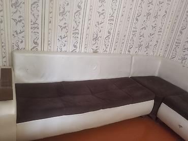 Künc divan dəsti - Forma: L-şəkilli künc divan, 3 hissədən yığılır. -