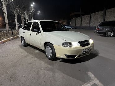 Daewoo: Daewoo Nexia: 2010 г., 1.5 л, Механика, Бензин, Седан