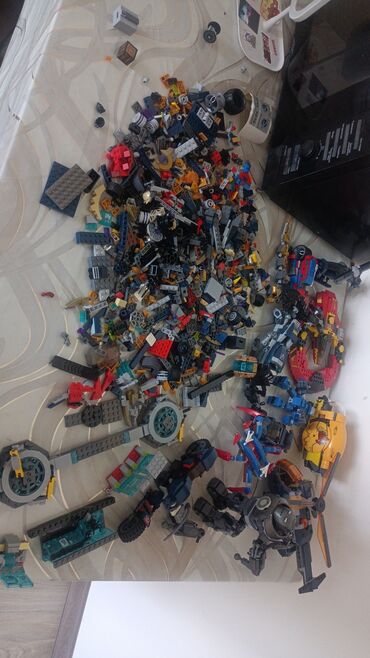 домик игрушечный: Оплата только наличкой! Набор конструкторов LEGO. Включает в себя