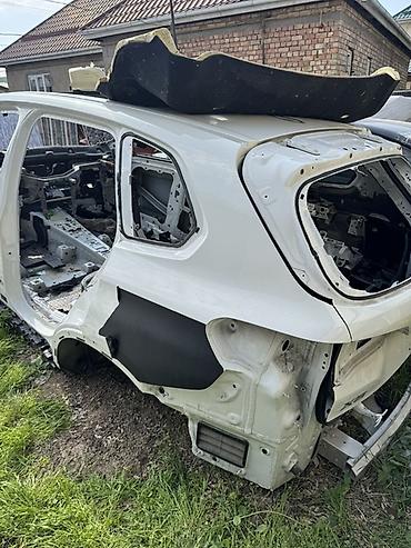 Кузовная перегородка BMW, Б/у at lalafo.kg Кузовная перегородка BMW, Б/у
