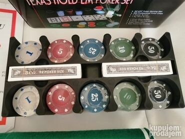 Društvene igre: Texas Hold em poker 200 cipova Teksas poker SET Dobijate zeleno na lalafo.rs — 10 Društvene igre: Texas Hold em poker 200 cipova Teksas poker SET Dobijate zeleno — 10