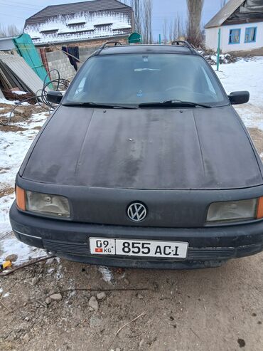 Volkswagen: Volkswagen Passat: 1992 г., 2 л, Механика, Бензин, Универсал